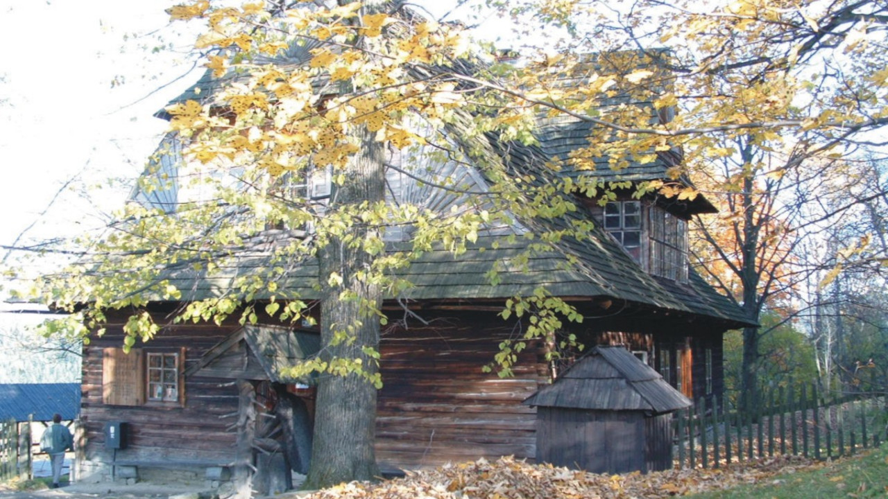 Orkanówka w Porębie Wielkiej Orkanówka w Porębie Wielkiej