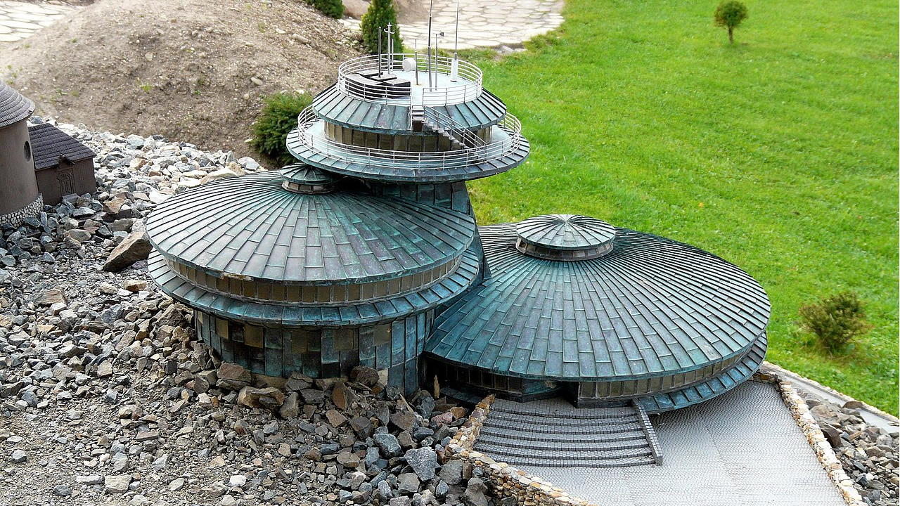 Park Miniatur - Obserwatorium na Snieżce Park Miniatur - Obserwatorium na Snieżce