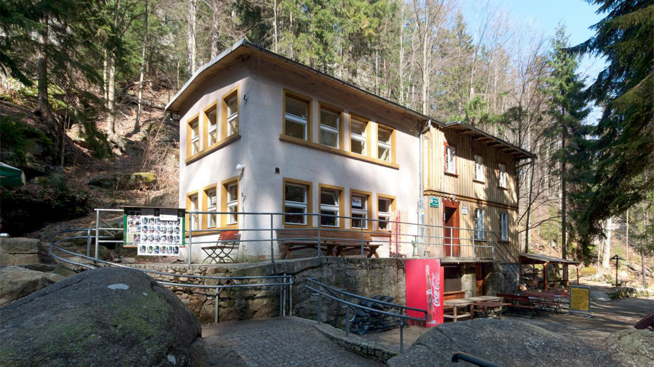 Schronisko Kochanówka Schronisko Kochanówka