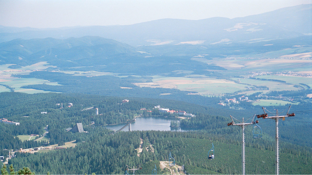 Szczyrbskie Jezioro Szczyrbskie Jezioro